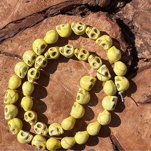 Beads108: Day of the Dead Skull Beads – Yellow Howlite/Magnesite Strand, 16”